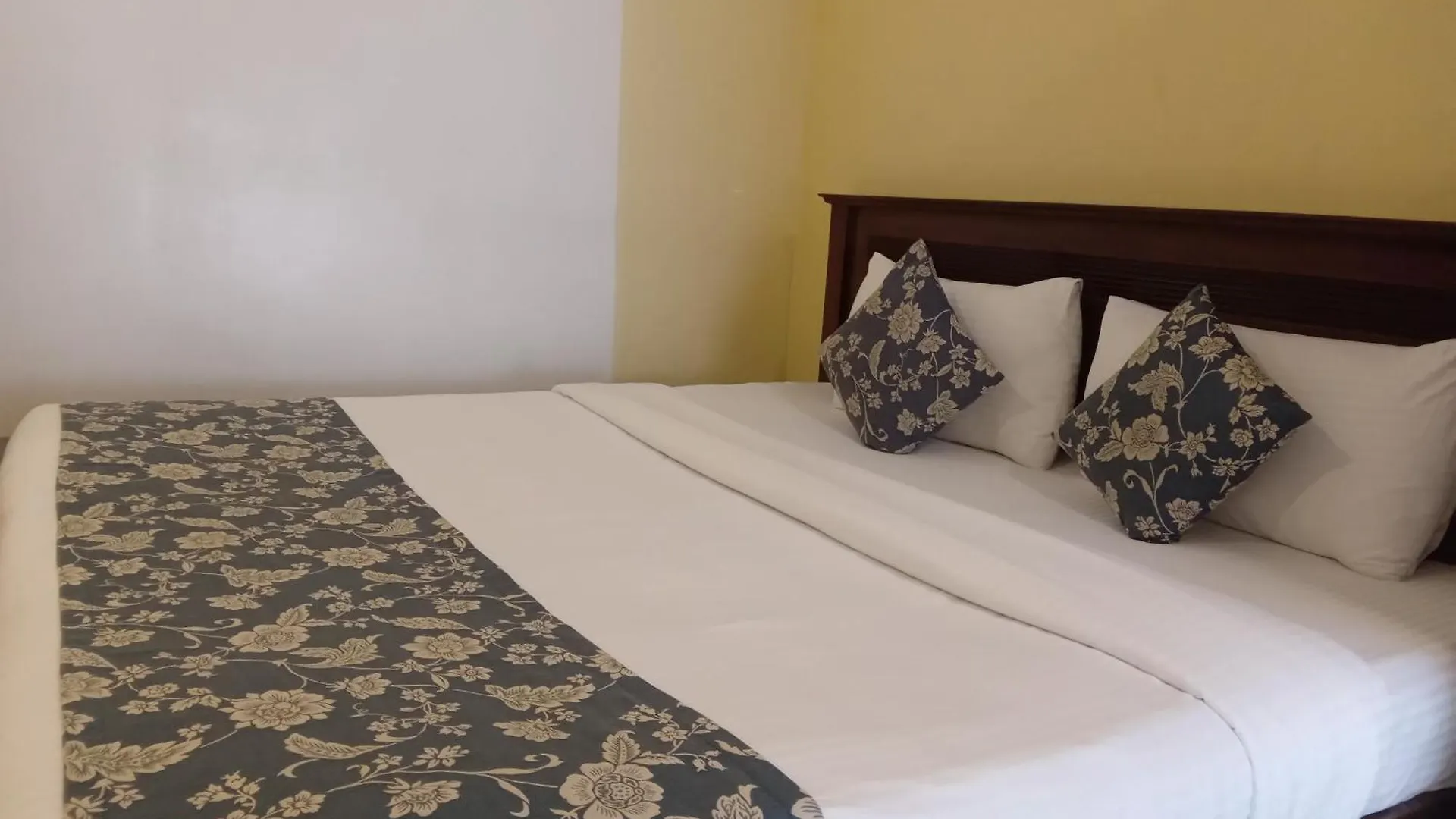 Summer Glow Guest - Nuwara Eliya Guest house