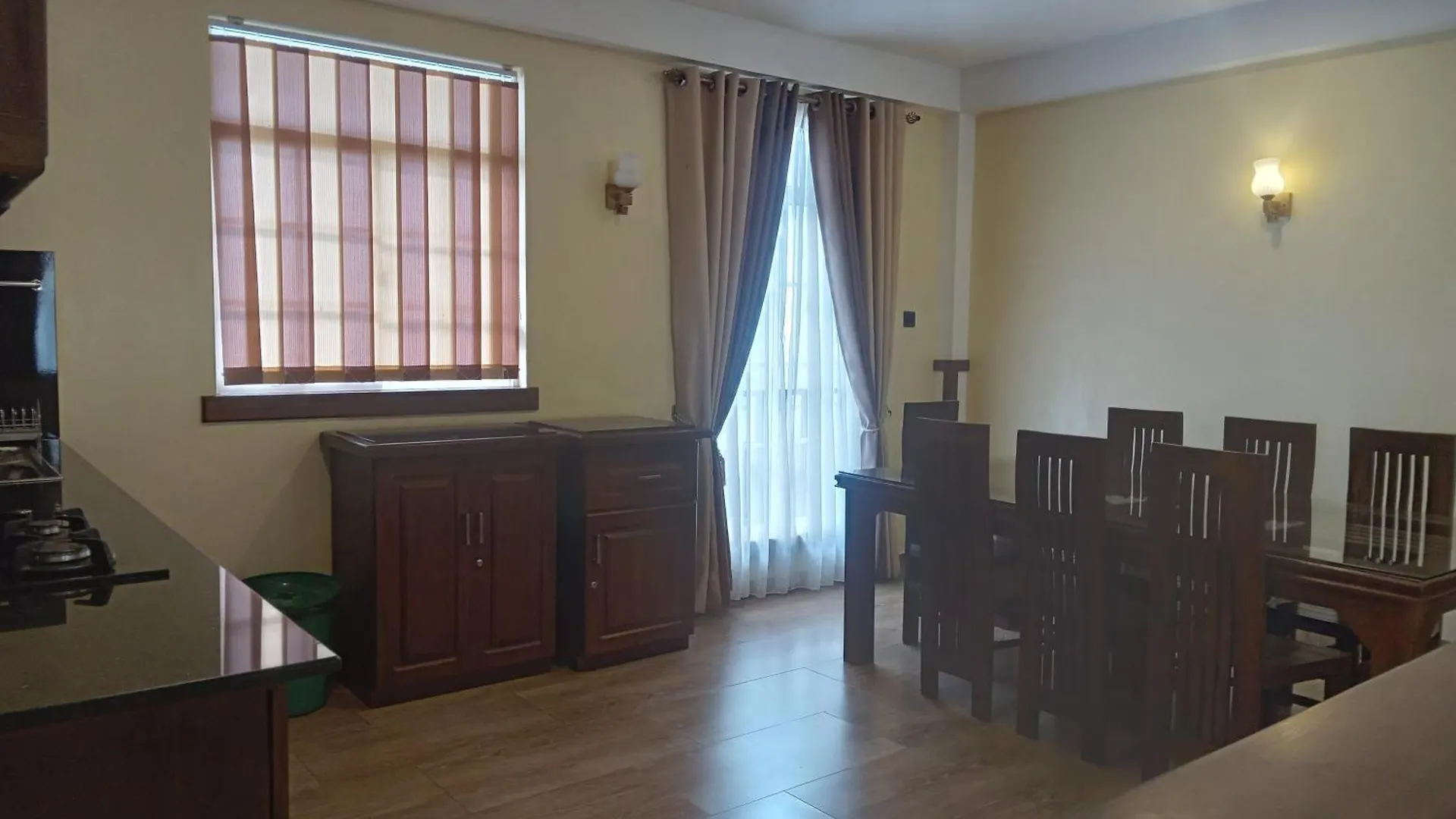 Summer Glow Guest - Nuwara Eliya Guest house
